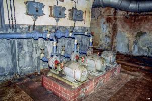Ligne Maginot - LATIREMONT - A3 - (Ouvrage d'artillerie) - Usine electrique
Les pompes de circulation pour l'eau de refroidissement des moteurs