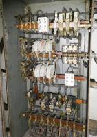 Ligne Maginot - COL DE GARDE (G) - EO10 - (Abri actif) - Bloc 1
Système de commande du monte-charge.