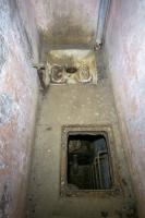 Ligne Maginot - HOBLING - A23 - (Ouvrage d'infanterie) - Bloc 4
Latrines. La trappe au premier plan donne accès à la fosse chimique. 