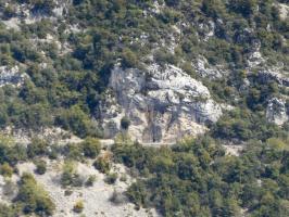 Ligne Maginot - COL DE LA TORRE - (Chambre de coupure) - La chambre de coupure vue de l'observatoire de la cime des Cabanelles.