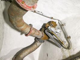 Ligne Maginot - COL DE GARDE (G) - EO10 - (Abri actif) - Bloc 3
Le ventilateur situé au plafond de le galerie et non dans le local 13.