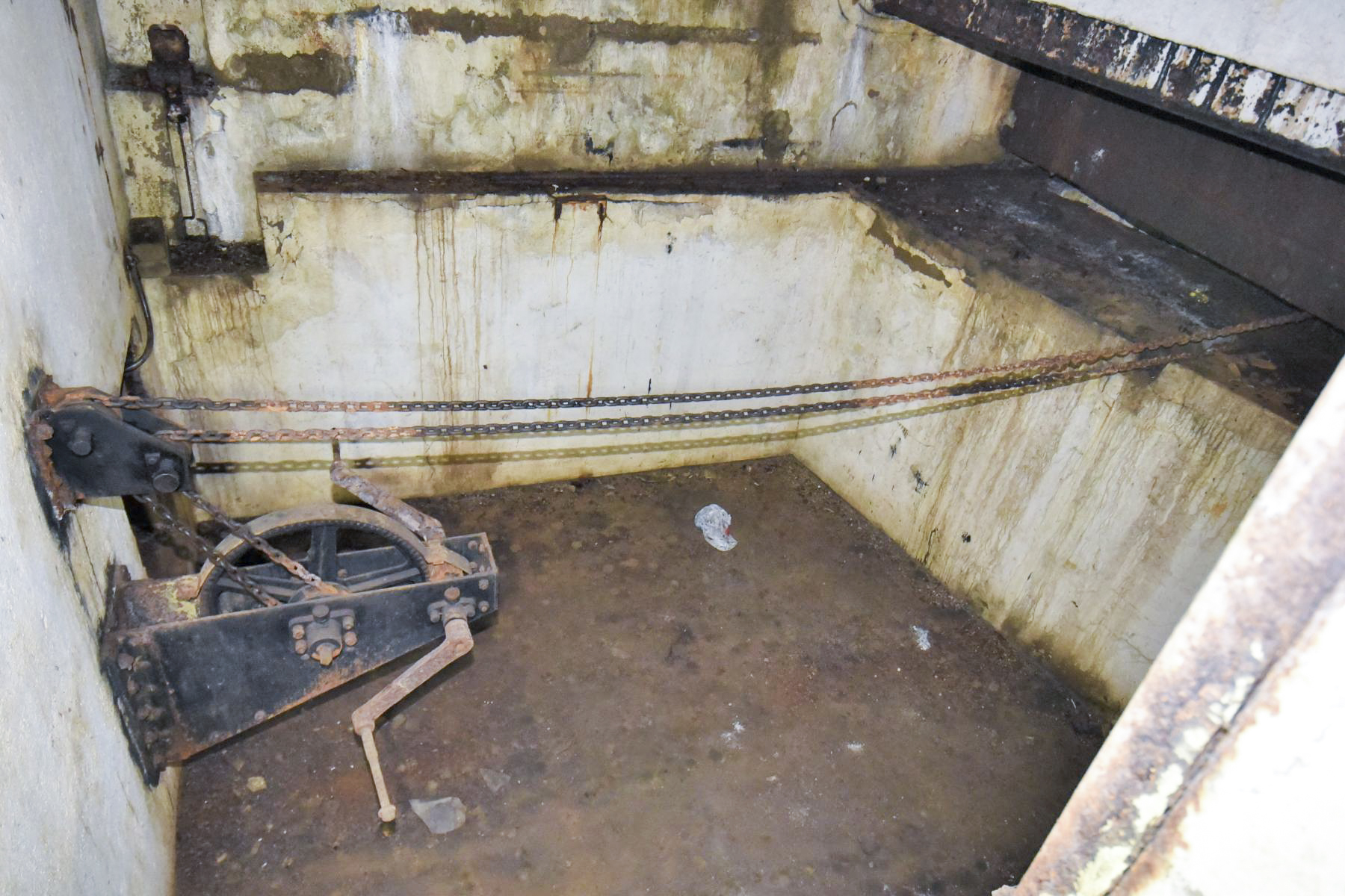 Ligne Maginot - LATIREMONT - A3 - (Ouvrage d'artillerie) - Entrée munitions - Ludovic KNAPP