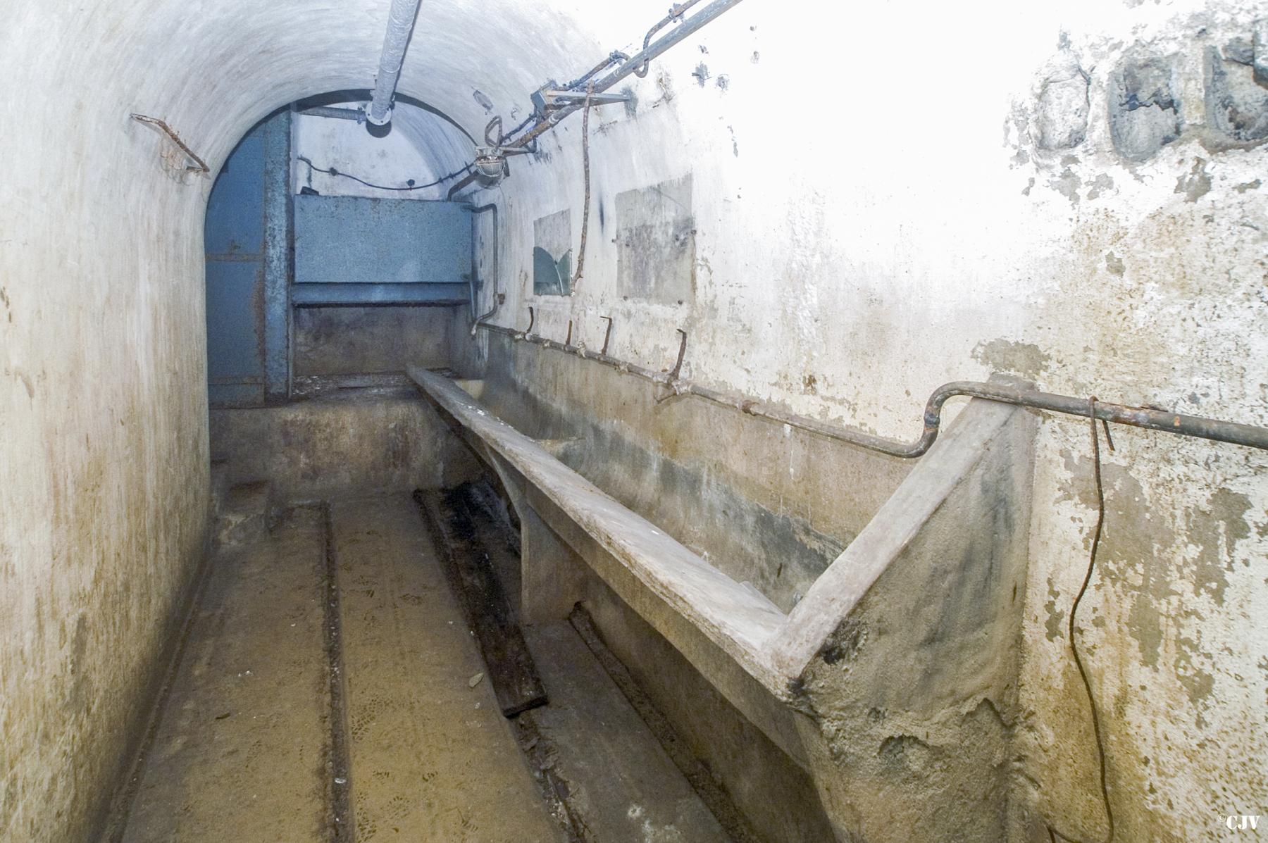 Ligne Maginot - LATIREMONT - A3 - (Ouvrage d'artillerie) - Bloc 2 - Lia VERMEULEN