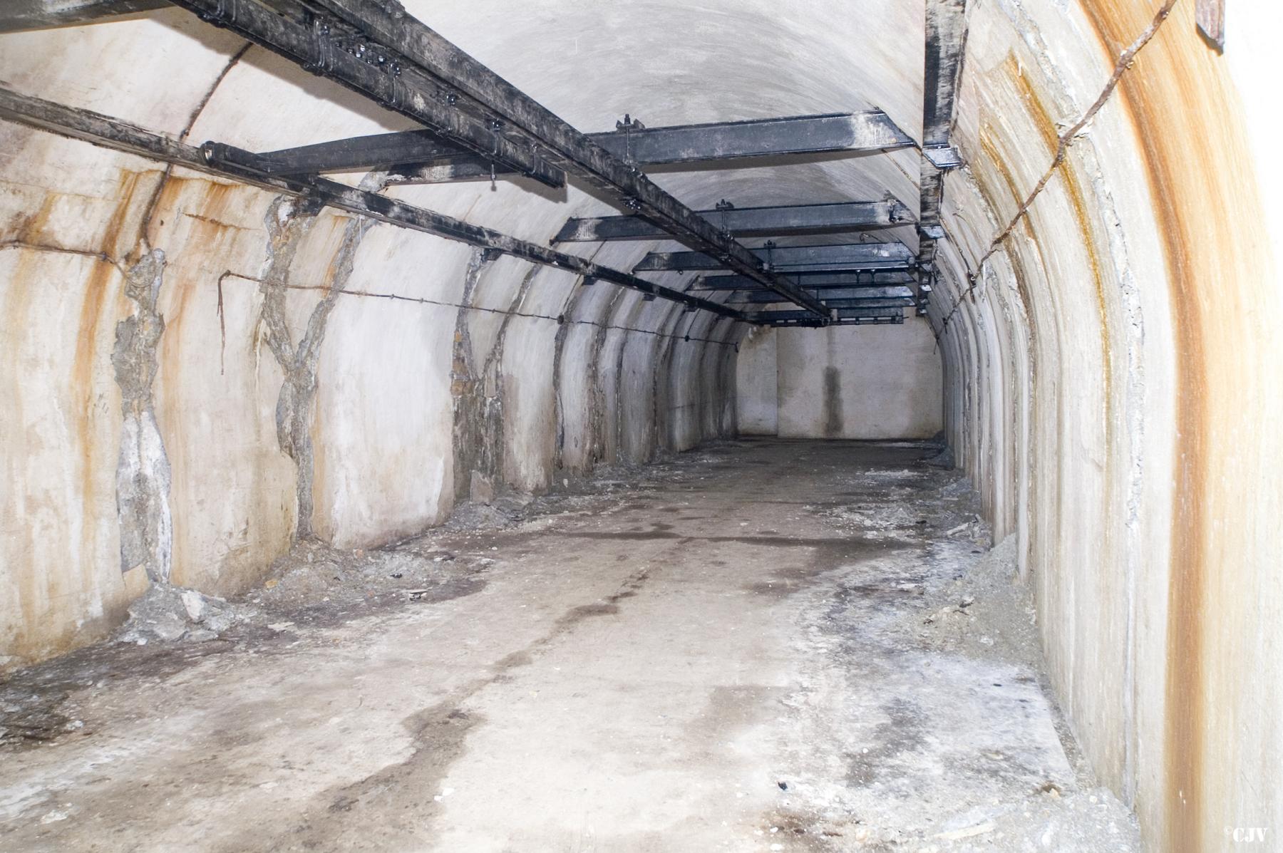 Ligne Maginot - LATIREMONT - A3 - (Ouvrage d'artillerie) - Le magasin M1 - Lia VERMEULEN