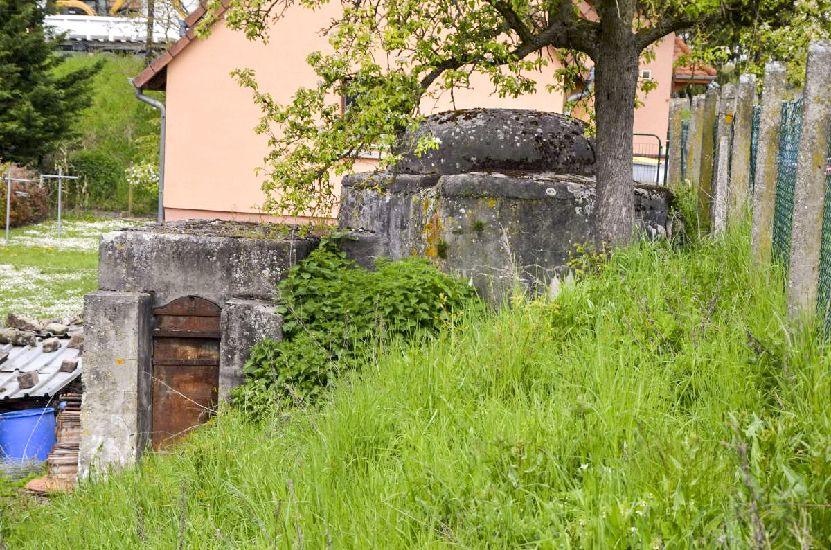 Ligne Maginot - B22 - ECLUSE 66 SUD - (Blockhaus pour arme infanterie) - Vue coté droit - D. Froehly