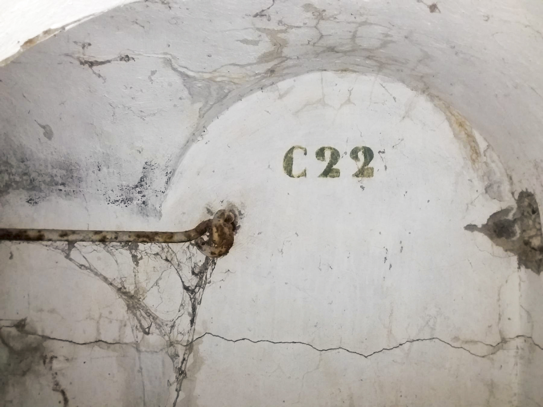 Ligne Maginot - B22 - ECLUSE 66 SUD - (Blockhaus pour arme infanterie) - Marquage 'C 22' - Joël Muntzinger