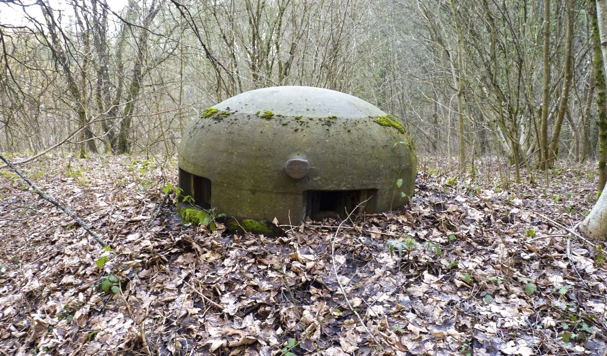Ligne Maginot - ROCHONVILLERS - A8 - (Ouvrage d'artillerie) - Entrée munitions
Cloche GFM  - Aditus
