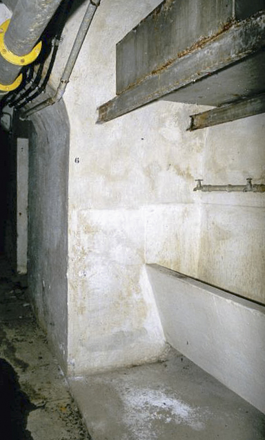 Ligne Maginot - COL DE GARDE (G) - EO10 - (Abri actif) - Les lavabos - LOVINY Alain