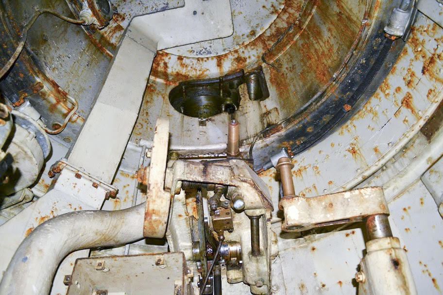 Ligne Maginot - ROCHONVILLERS - A8 - (Ouvrage d'artillerie) - Bloc 1
Tourelle de mitrailleuses - PAVEL Jan