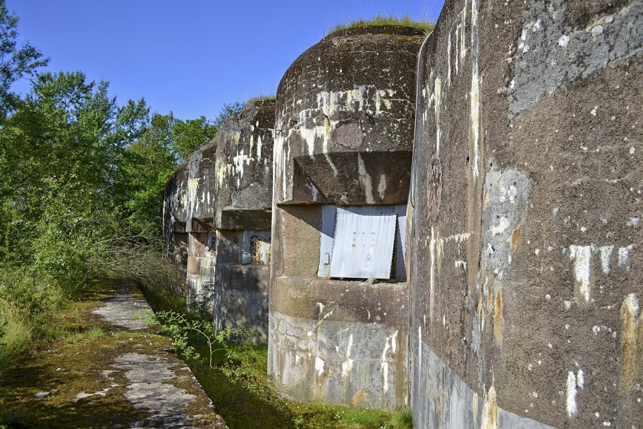 Ligne Maginot - ROCHONVILLERS - A8 - (Ouvrage d'artillerie) - Bloc 5
3 créneaux de 75 mle 29, un créneau de 135 - PAVEL Jan