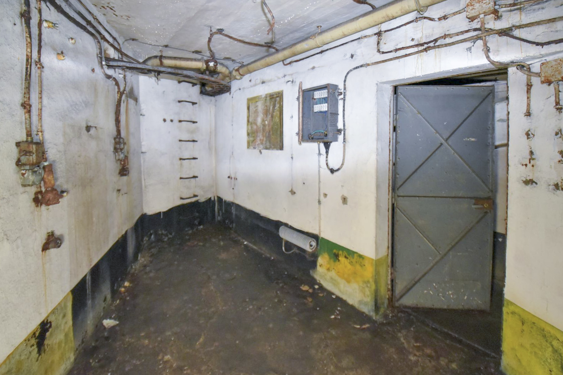 Ligne Maginot - ROCHONVILLERS - A8 - (Ouvrage d'artillerie) - Bloc 5
Etage inférieur - Ludovic KNAPP