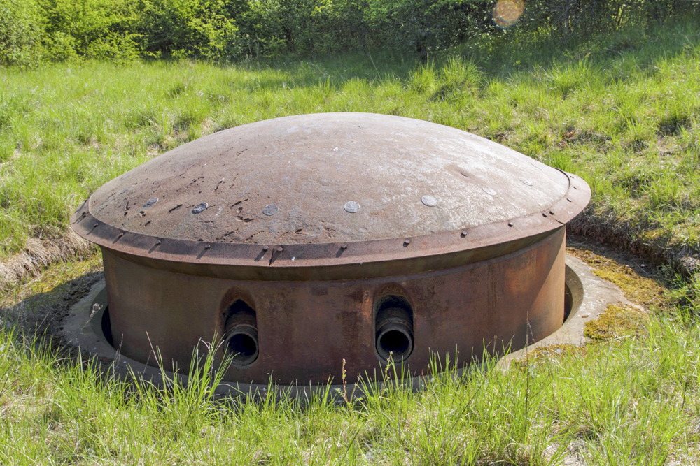 Ligne Maginot - ROCHONVILLERS - A8 - (Ouvrage d'artillerie) - Bloc 6
Tourelle de 135 en batterie - Michel Teiten