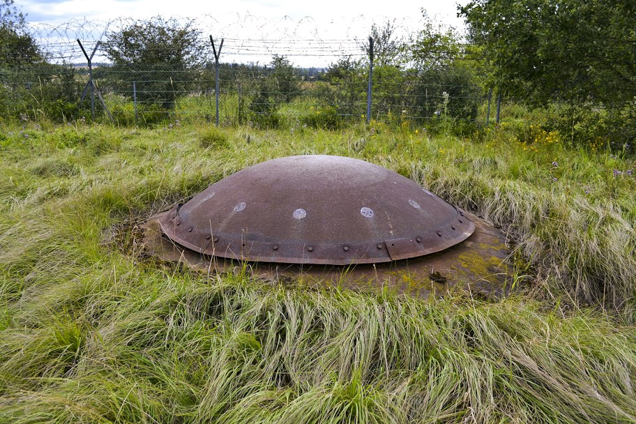 Ligne Maginot - ROCHONVILLERS - A8 - (Ouvrage d'artillerie) - Bloc 9
Tourelle de mitrailleuses - PAVEL Jan
