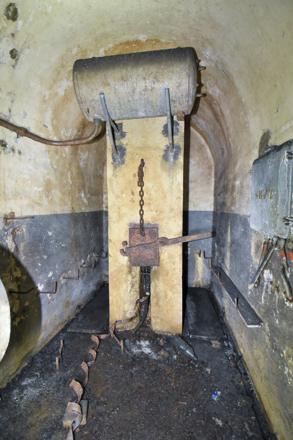 Ligne Maginot - ROCHONVILLERS - A8 - (Ouvrage d'artillerie) - Station de chauffage et entrée des câbles - Ludovic KNAPP