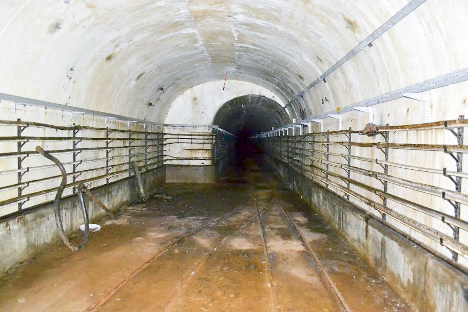 Ligne Maginot - ROCHONVILLERS - A8 - (Ouvrage d'artillerie) - Gare des avants E - PAVEL Jan