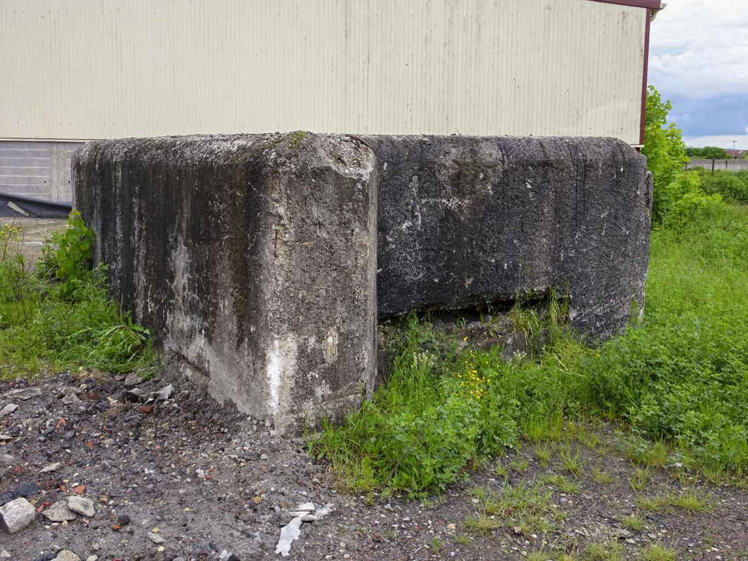 Ligne Maginot - AB3-B - (Blockhaus pour arme infanterie) - Face avant - Claude Zimmermann