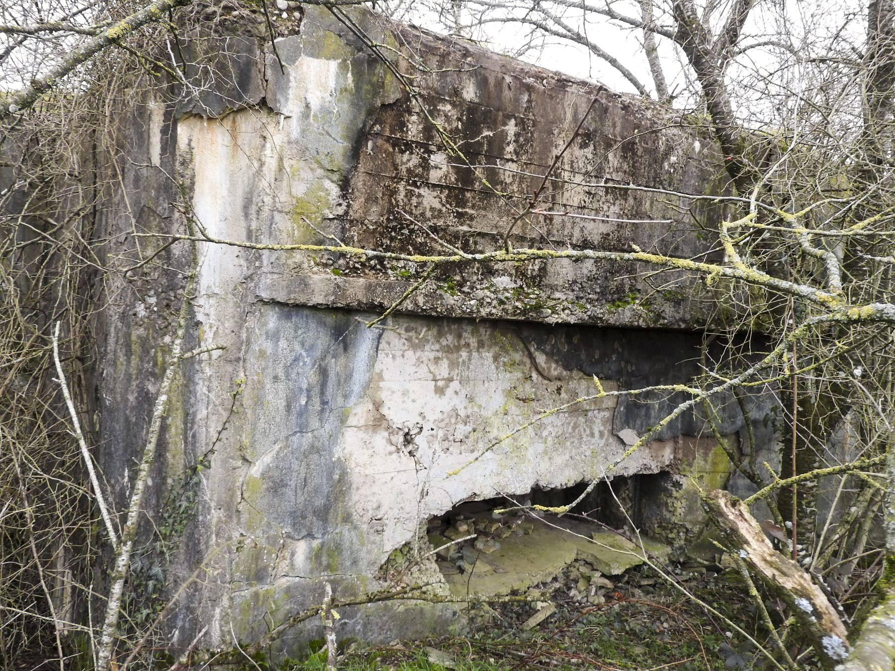 Ligne Maginot - BLANKHECK - (Blockhaus pour arme infanterie) - Une première embrasure de tir. - STENGER Mathieu
