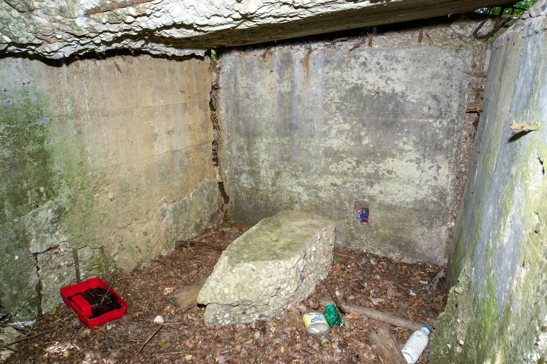 Ligne Maginot - LANING 5 - (Blockhaus de type indeterminé) - L'intérieur - Lia VERMEULEN