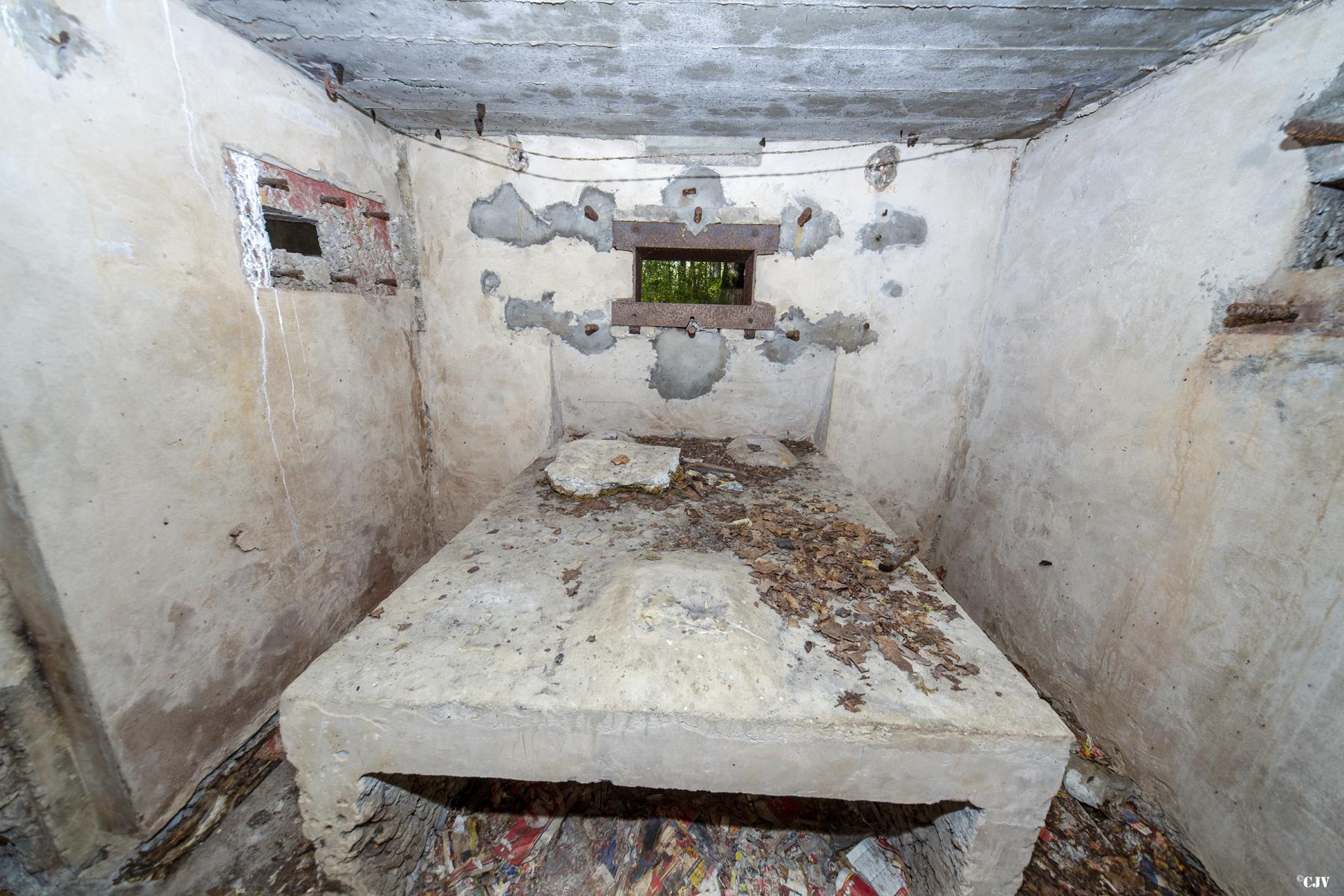 Ligne Maginot - M5B - HENRIVILLE 2 (AVANT POSTE) - (Blockhaus pour arme infanterie) -  - Lia VERMEULEN