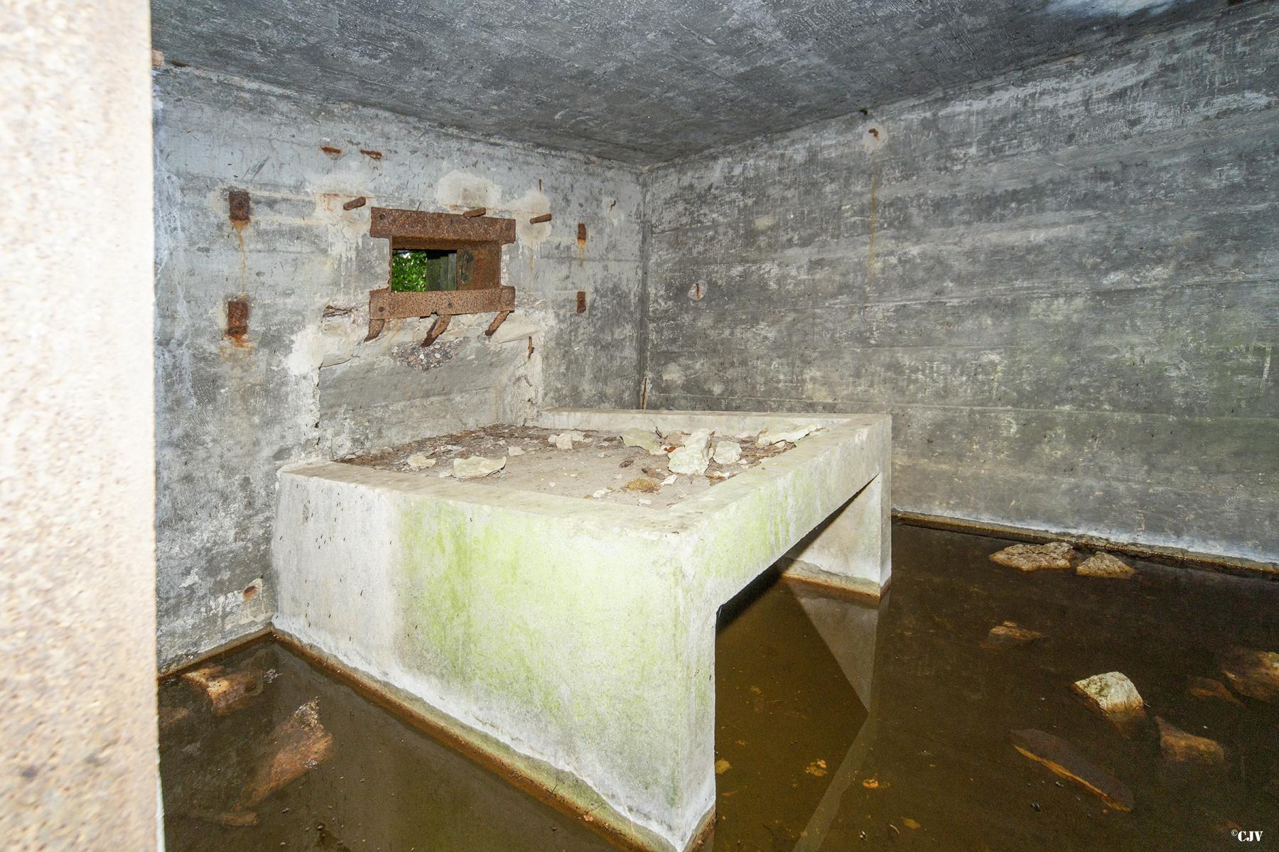 Ligne Maginot - M65B - BOIS DE BRILL 1 - (Blockhaus pour arme infanterie) - L'intérieur - Lia VERMEULEN