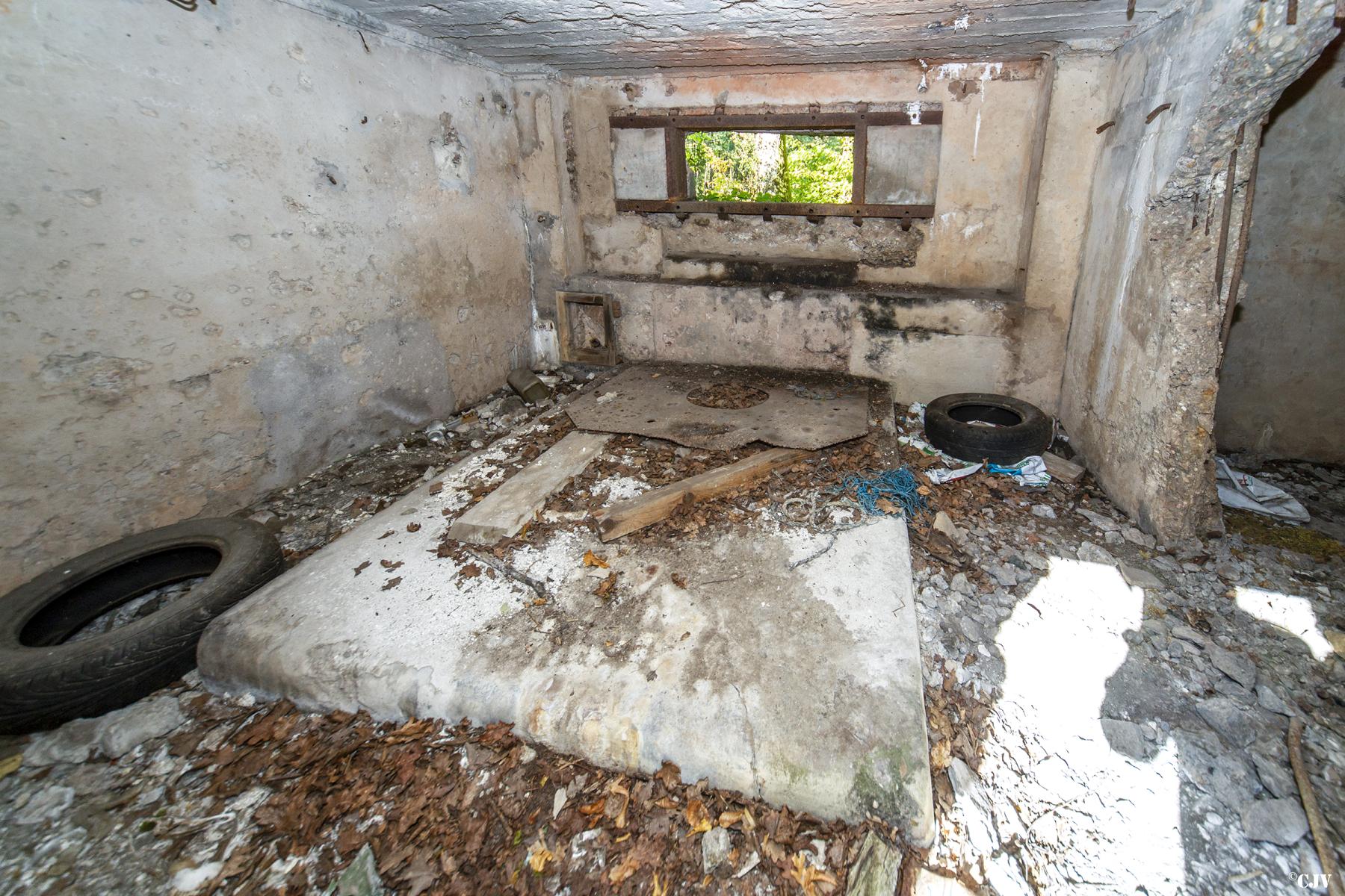 Ligne Maginot - MC1B - HENRIVILLE 3 (AVANT POSTE) - (Blockhaus pour canon) -  - Lia VERMEULEN