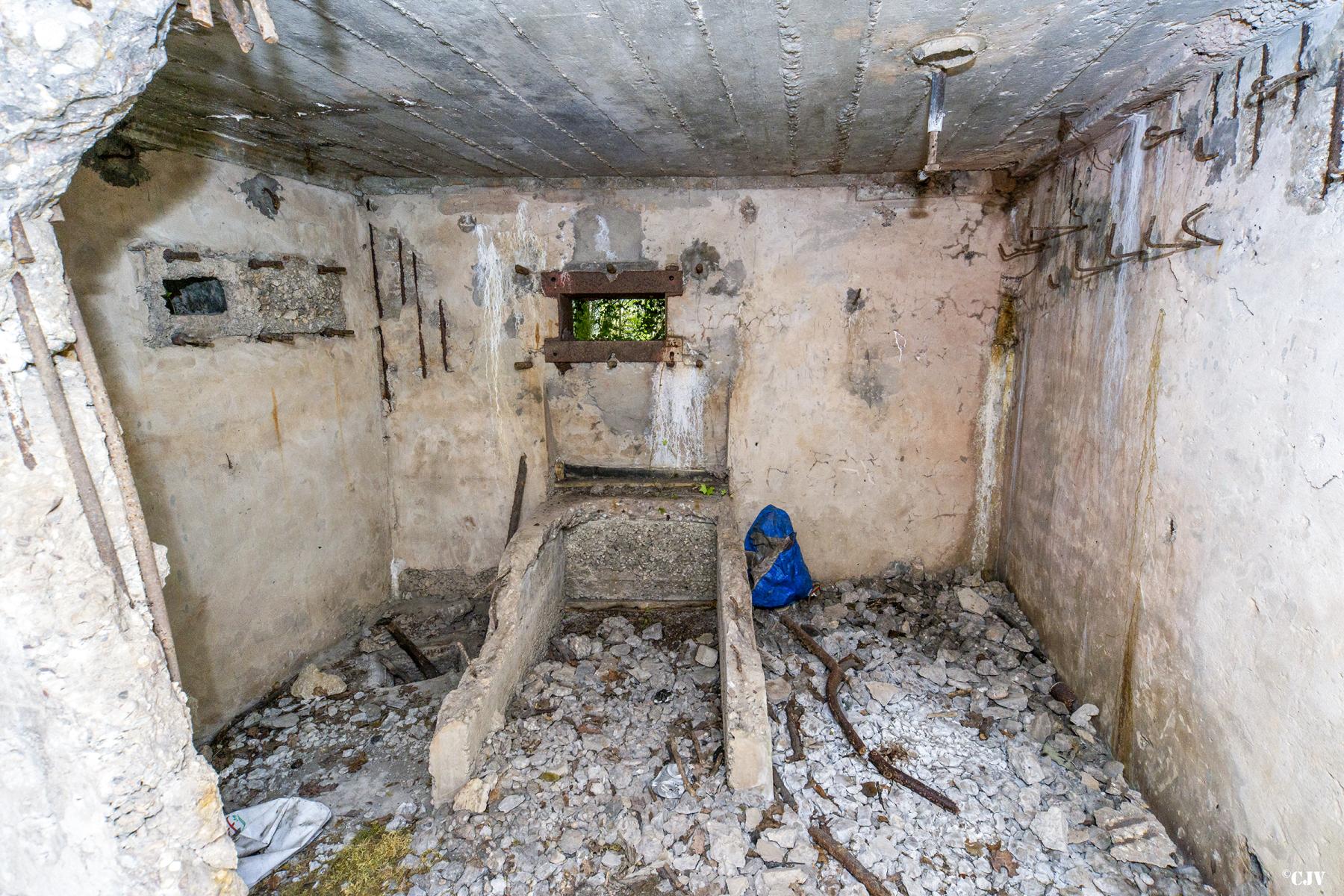Ligne Maginot - MC1B - HENRIVILLE 3 (AVANT POSTE) - (Blockhaus pour canon) -  - Lia VERMEULEN