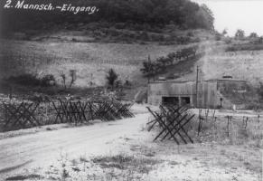 Ligne Maginot - HACKENBERG - A19 - (Ouvrage d'artillerie) - L'entrée des hommes sous l'occupation