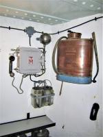 Ligne Maginot - OBERROEDERN SUD - RIEFFEL - (Casemate d'infanterie - Double) - Chambre de tir Sud
Poste téléphonique et pulvérisateur Vermorel