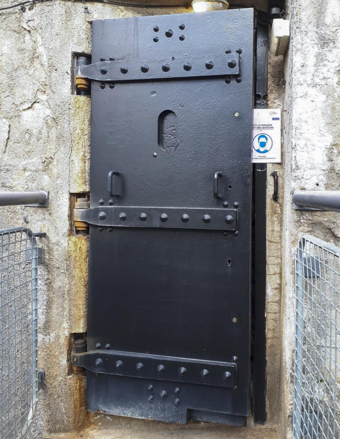 Ligne Maginot - OBERROEDERN SUD - RIEFFEL - (Casemate d'infanterie - Double) - Porte blindée - Gregory Fuchs