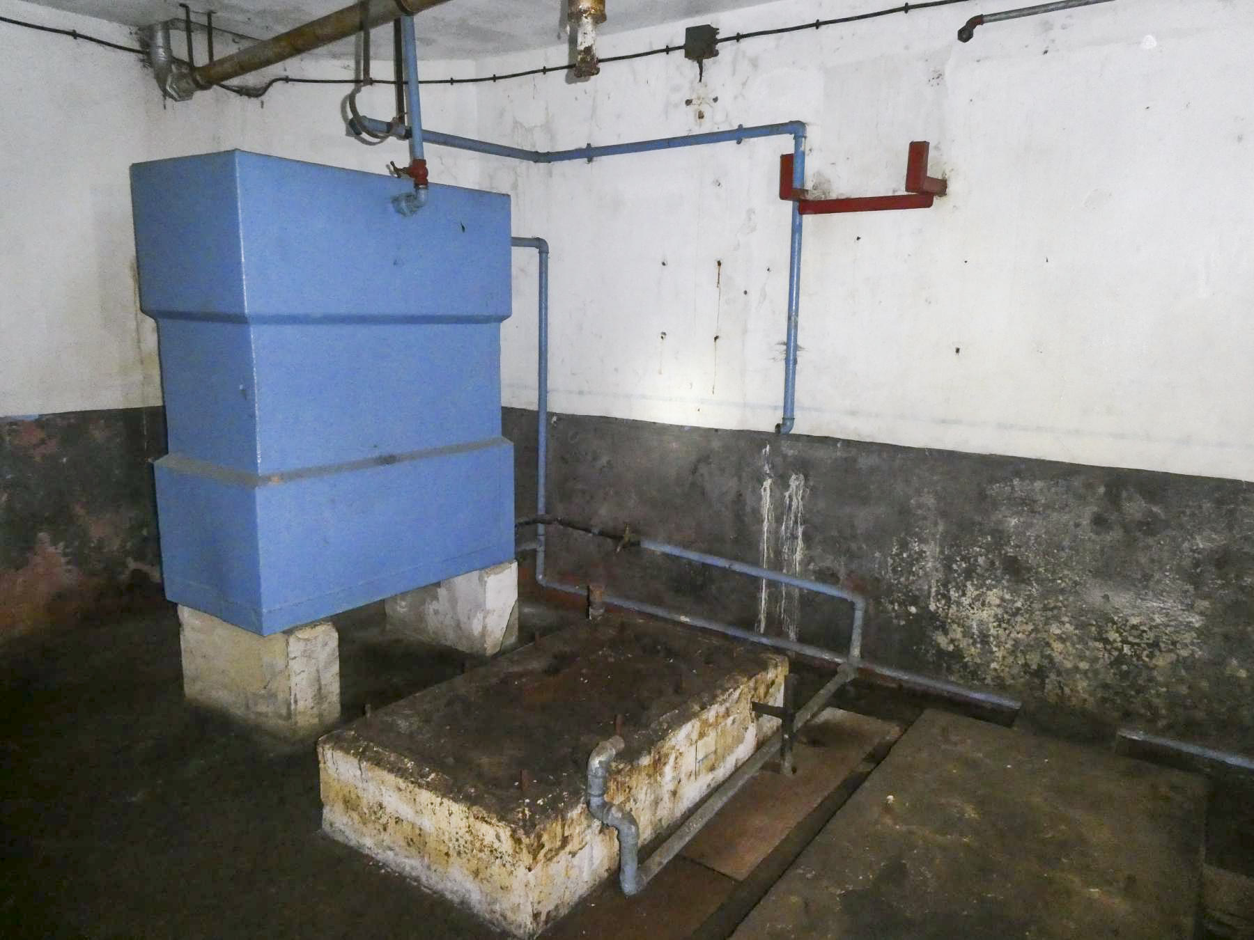 Ligne Maginot - ASCHBACH EST - O2 - (Casemate d'infanterie - Double) - Etage inférieur
Usine - ELLENA Daniel - CUNY Philippe