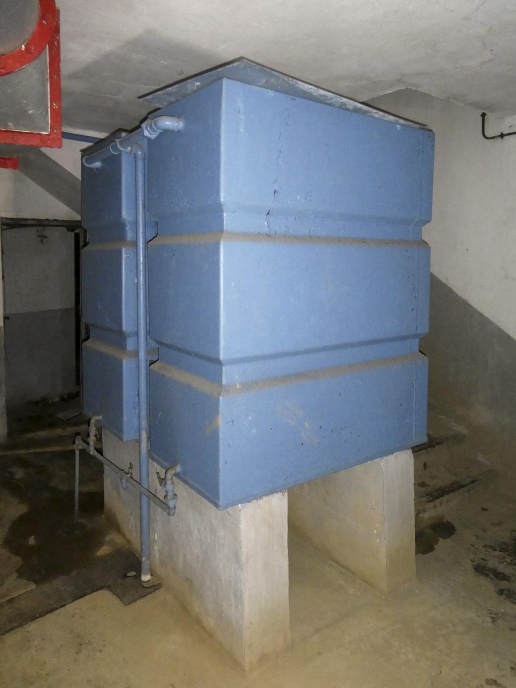 Ligne Maginot - ASCHBACH EST - O2 - (Casemate d'infanterie - Double) - Etage inférieur
Réservoir d'eau - ELLENA Daniel - CUNY Philippe