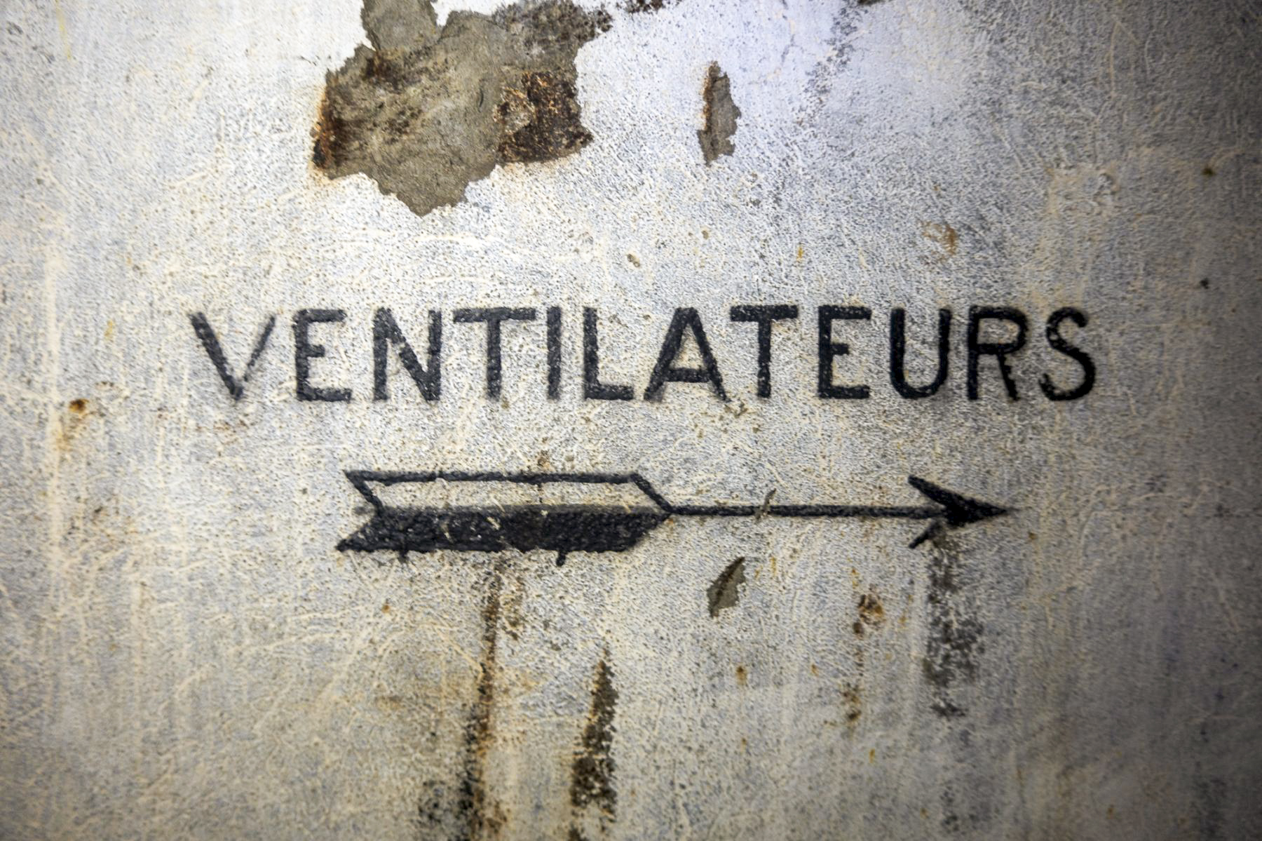 Ligne Maginot - ASCHBACH OUEST - (Casemate d'infanterie - Simple) - Inscription 'ventilateurs' - Michel Teiten