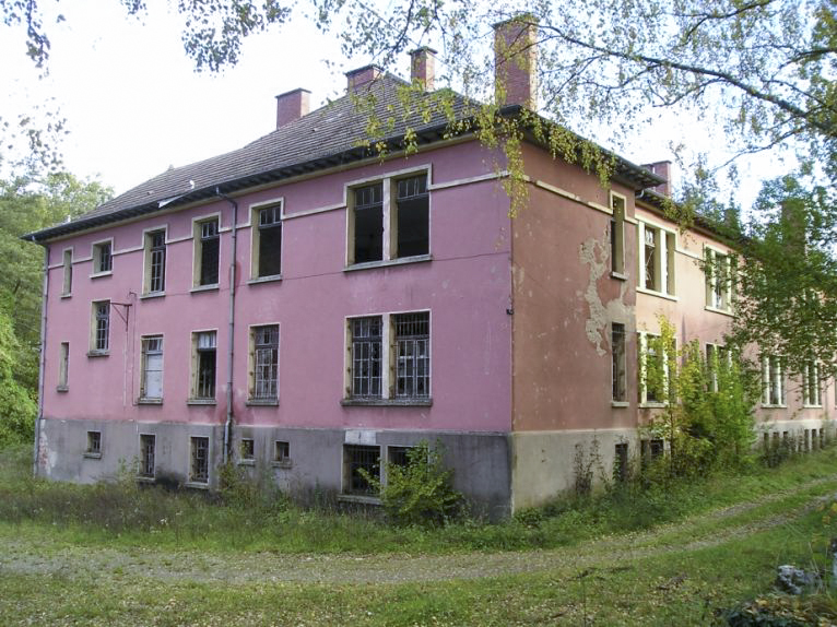 Ligne Maginot - LEMBACH - (Camp de sureté) - Le bâtiment principal destiné au logement de la troupe - ARMAND Patrick