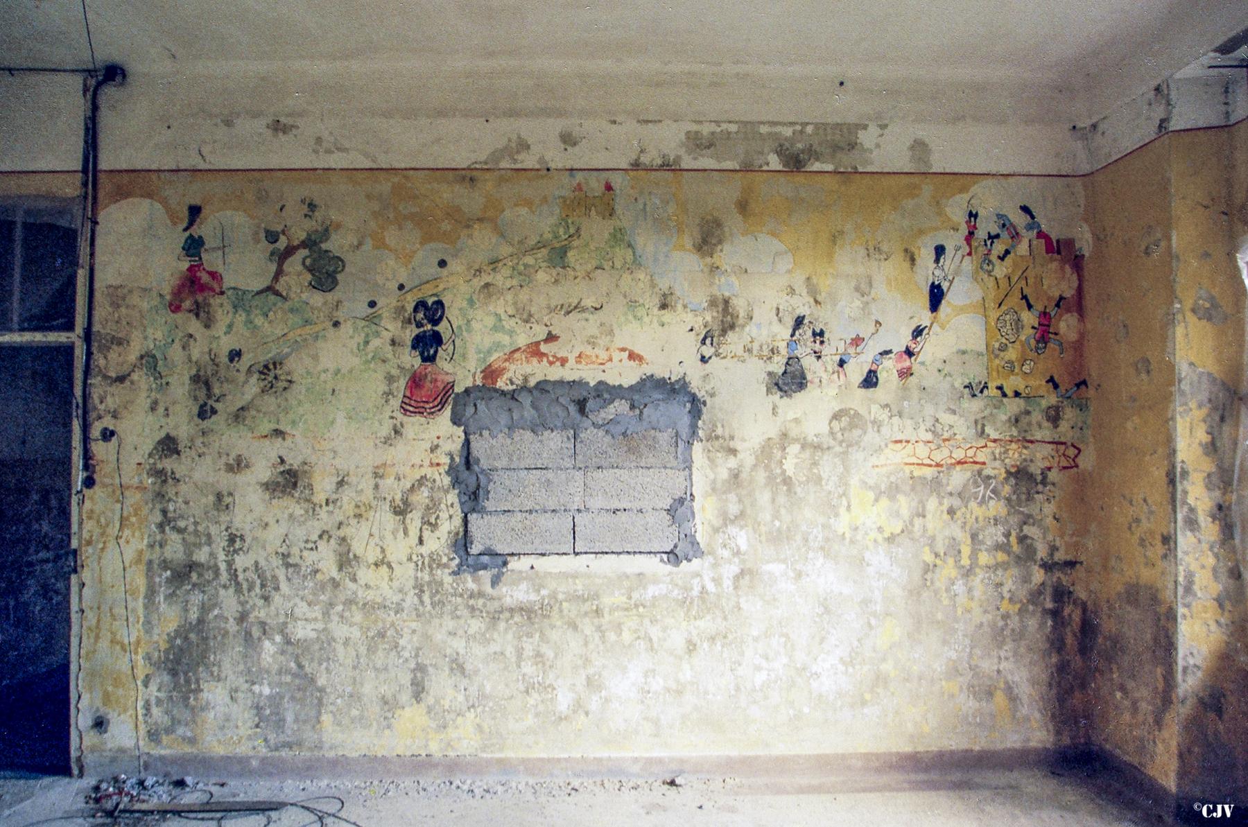 Ligne Maginot - LEMBACH - (Camp de sureté) - Fresque comique 'les alsaciennes' - Lia VERMEULEN