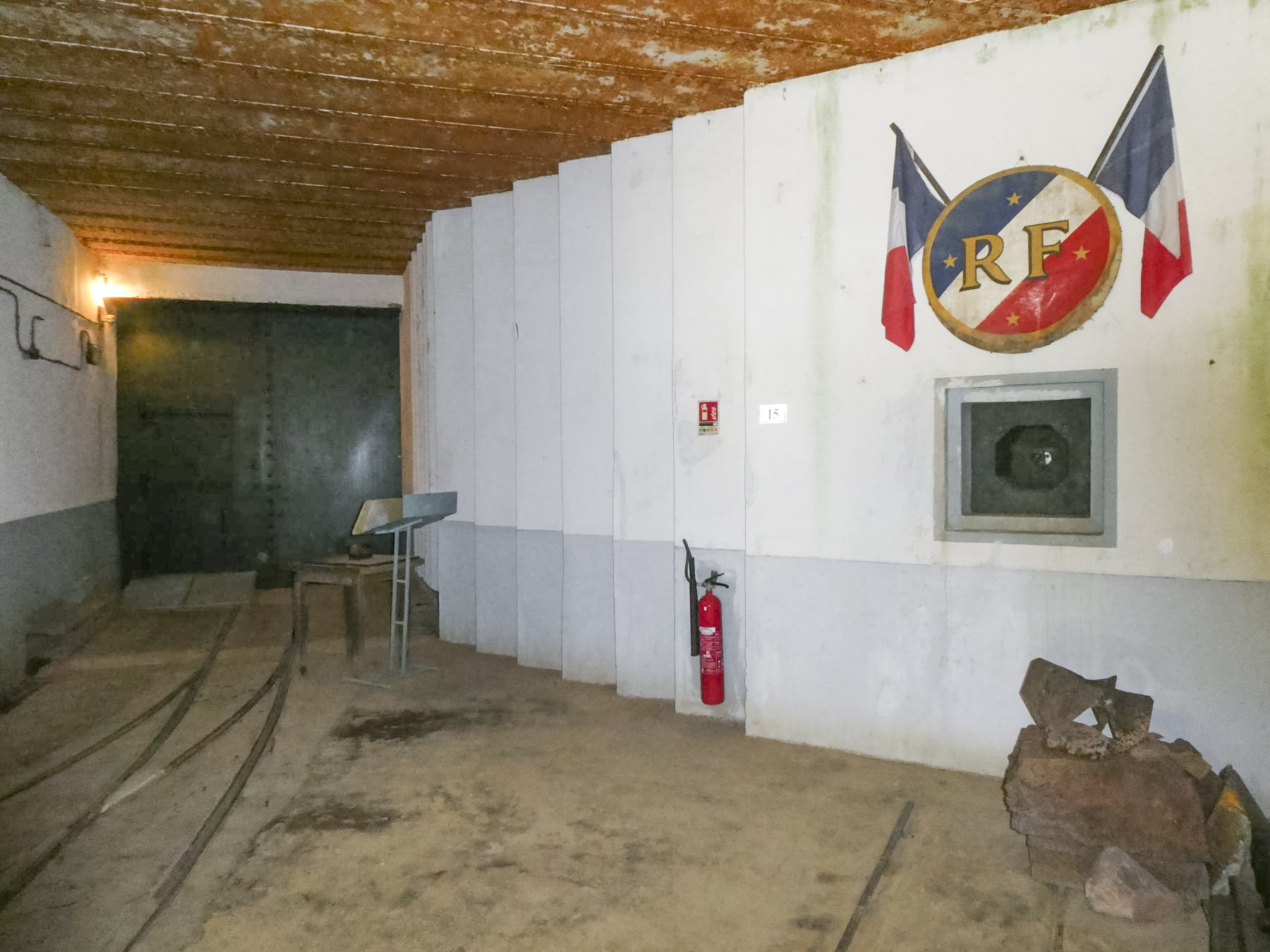 Ligne Maginot - FOUR A CHAUX - FAC - (Ouvrage d'artillerie) - Entrée munitions - ELLENA Daniel - CUNY Philippe