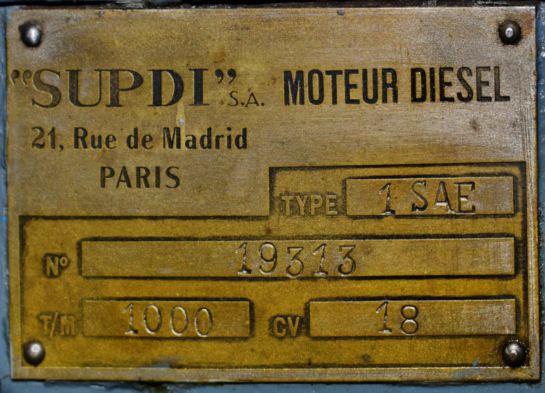 Ligne Maginot - OBERROEDERN SUD - RIEFFEL - (Casemate d'infanterie - Double) - Plaque de constructeur du moteur SUPDI 1 SAE de 18 CV. - Daniel Froehly