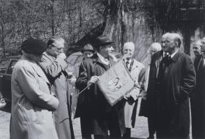 Ligne Maginot - MICHELSBERG - A22 - (Ouvrage d'artillerie) - Remise du fanion de l'ouvrage à René Bettinger  en 1979
