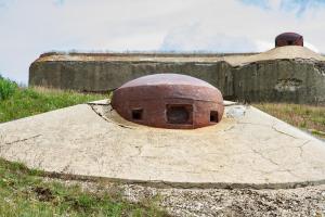 Ligne Maginot - LAVOIR - (Ouvrage d'artillerie) - Bloc 4
La cloche JM orientée sur la Vallée Etroite