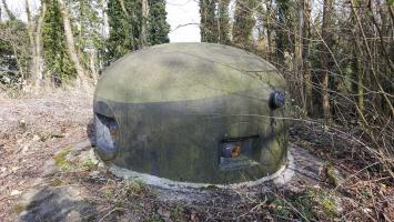 Ligne Maginot - 84 - CHEMIN CREUX - (Casemate d'infanterie - Double) - Cloche GFM type B
Les embrasures à l'arrière sont décalés vers le bas pour couvrir la pente