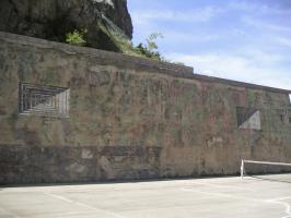 Ligne Maginot - RIMPLAS (RS) - (Ouvrage d'artillerie) - Façade entre les blocs 4 et 5
La façade avec ses faux créneaux et son camouflage d'origine