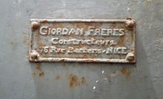Ligne Maginot - RIMPLAS (RS) - (Ouvrage d'artillerie) - Plaque de constructeur sur une des portes