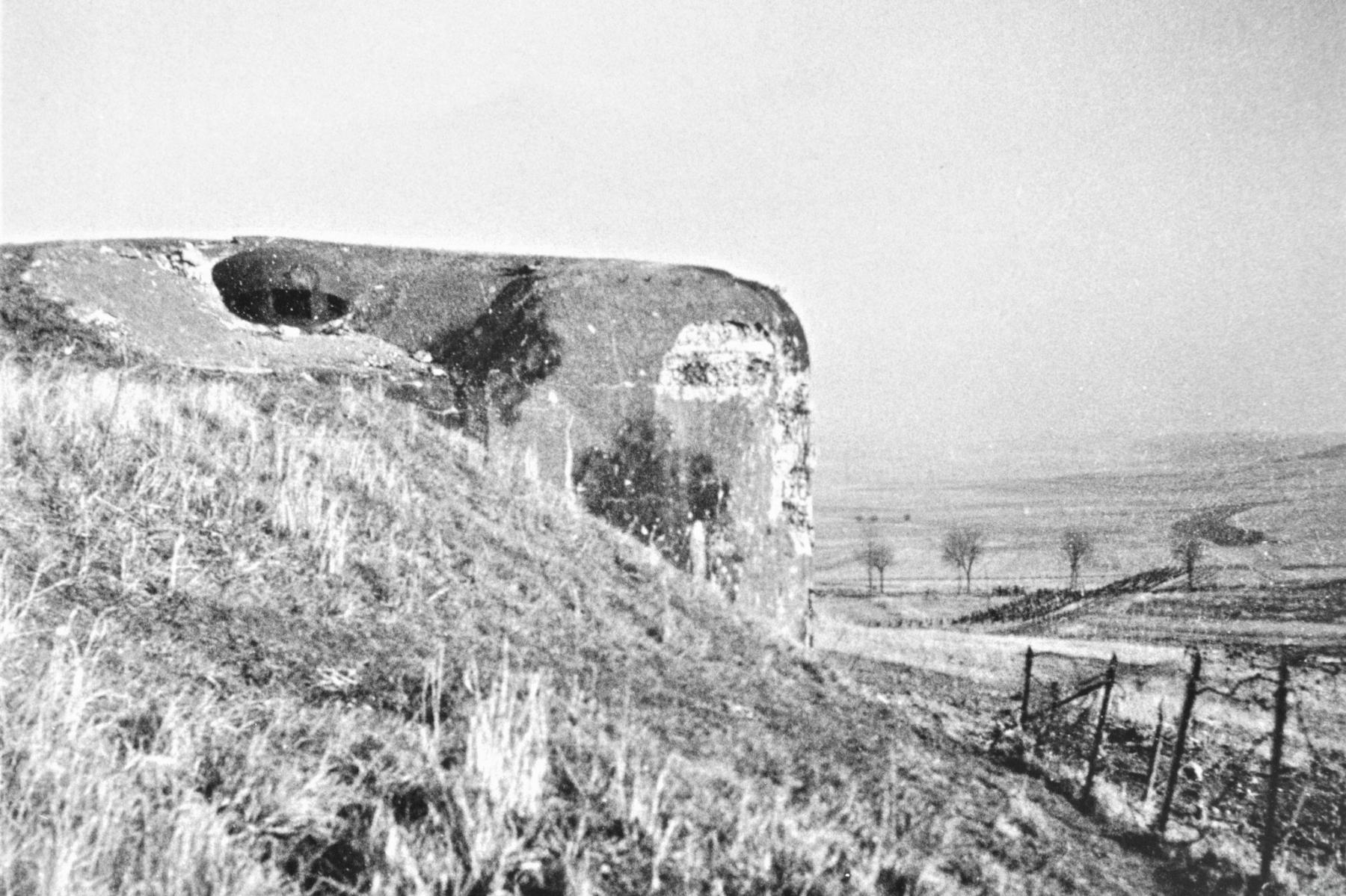 Ligne Maginot - FERMONT - A2 - (Ouvrage d'artillerie) - Le bloc 4 après les combats
La cloche JM - Inconnu