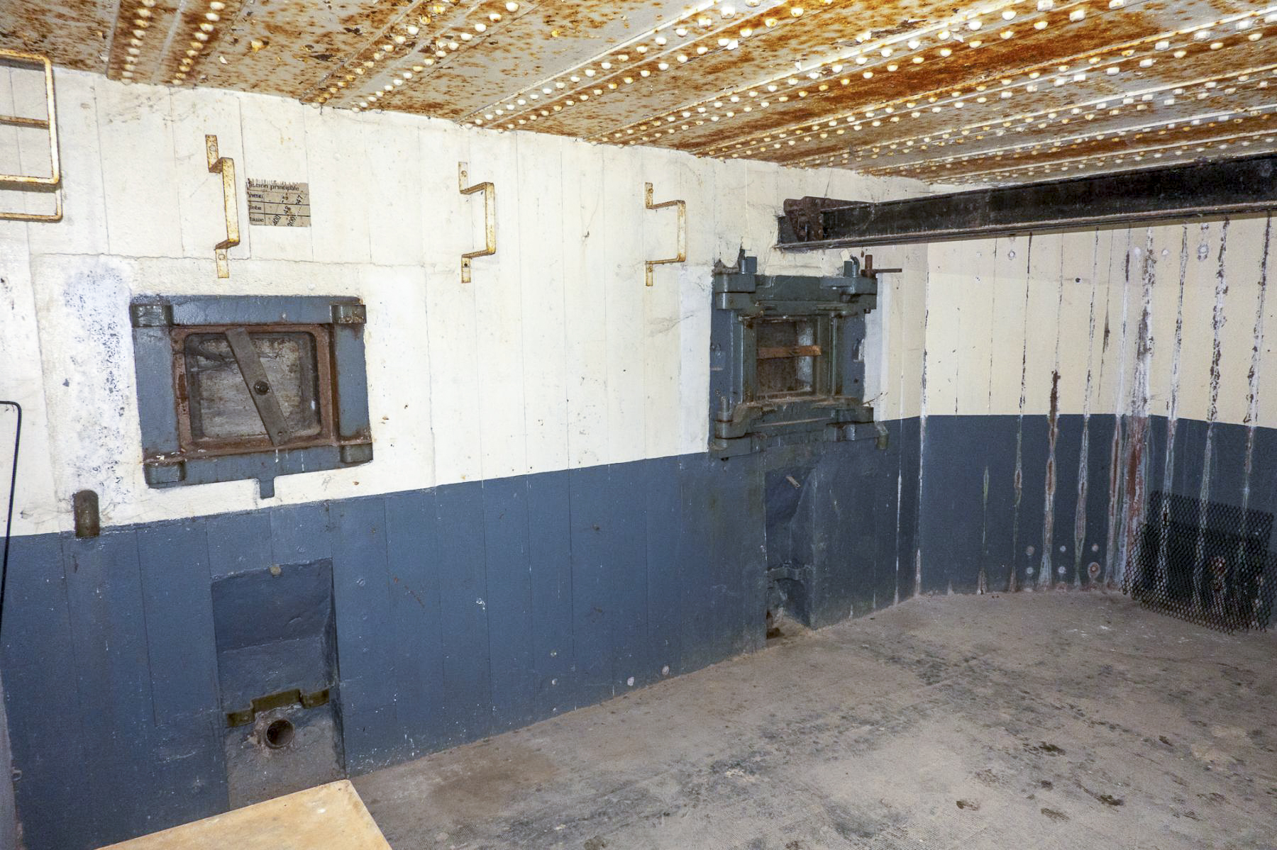 Ligne Maginot - ASCHBACH EST - O2 - (Casemate d'infanterie - Double) - Chambre de tir sud-est - Michel Teiten