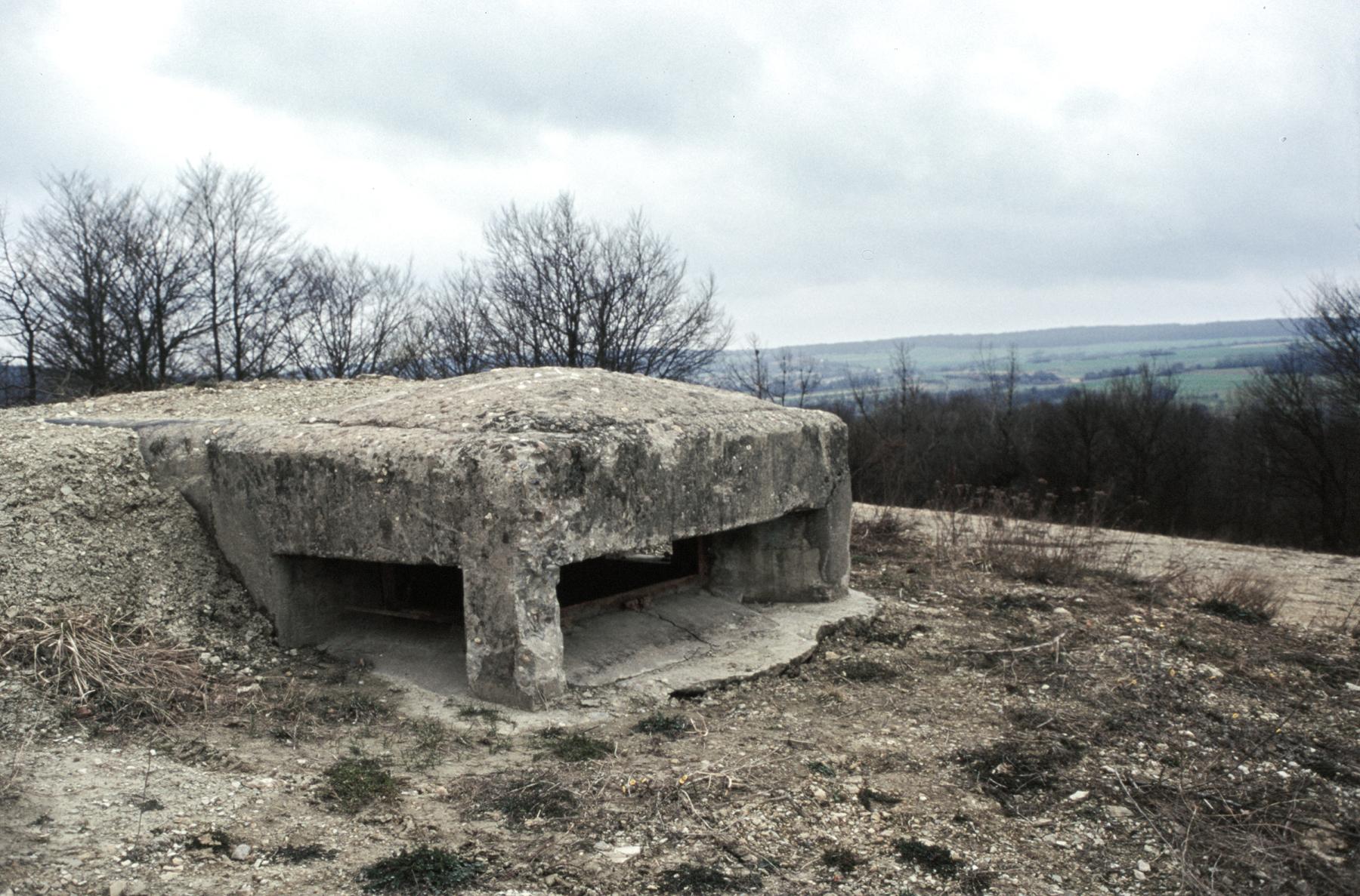 Ligne Maginot - COTE 400 - (Observatoire d'artillerie) - La guérite OD 97 sous sa gangue de béton - Frédéric Lisch