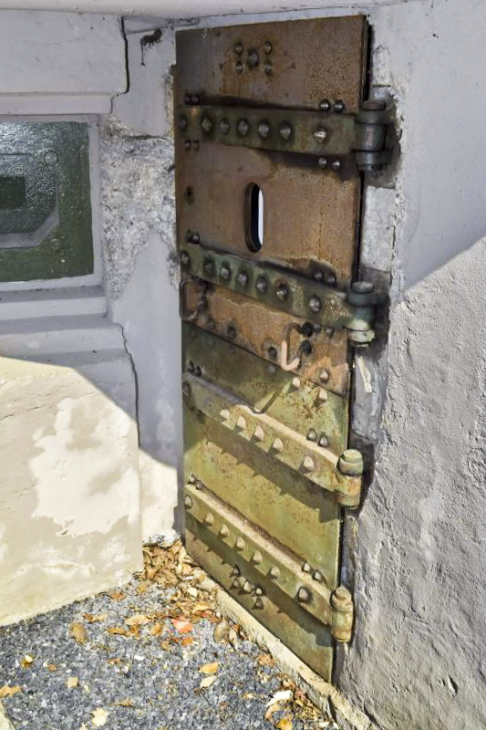 Ligne Maginot - ANCIENNE REDOUTE - (Abri) - Porte d'entrée - D. Froehly