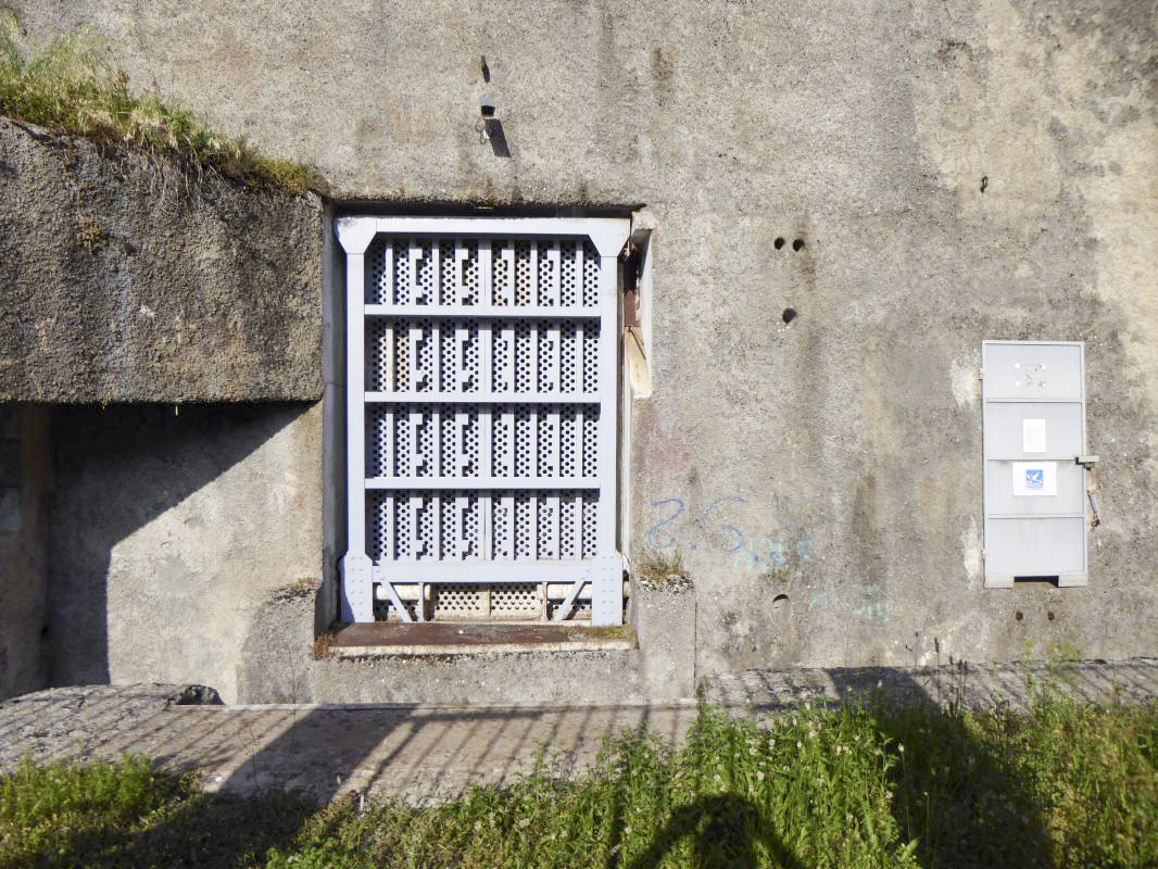 Ligne Maginot - CASTILLON (CN) - EO8 - (Ouvrage d'artillerie) - Bloc 1
L’entrée - ELLENA-CUNY