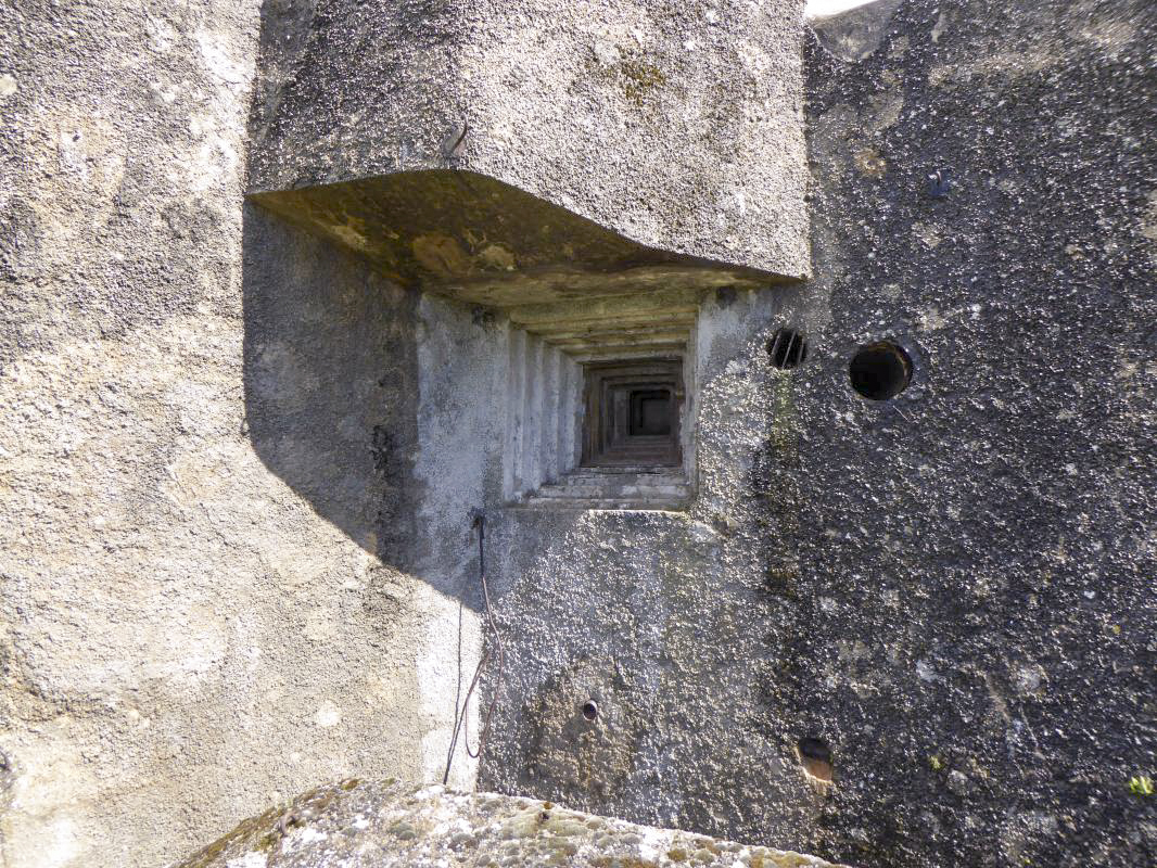 Ligne Maginot - CASTILLON (CN) - EO8 - (Ouvrage d'artillerie) - Bloc 4 - ELLENA-CUNY