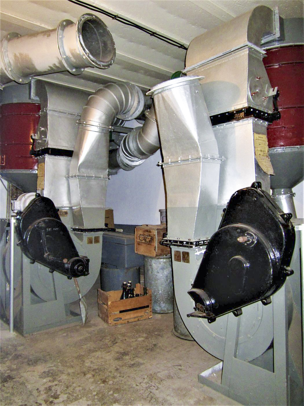 Ligne Maginot - 16/3 - KILSTETT - (Casemate d'infanterie - Double) - Local filtres et ventilateur - Gregory Fuchs