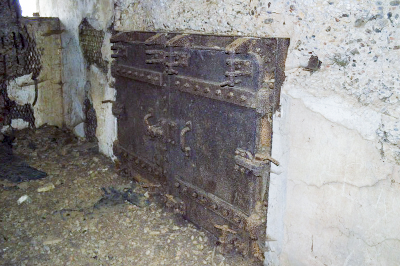 Ligne Maginot - A13 - CROIX DE POPERINGHE - (Casemate d'infanterie - double) -  - UKMaginot