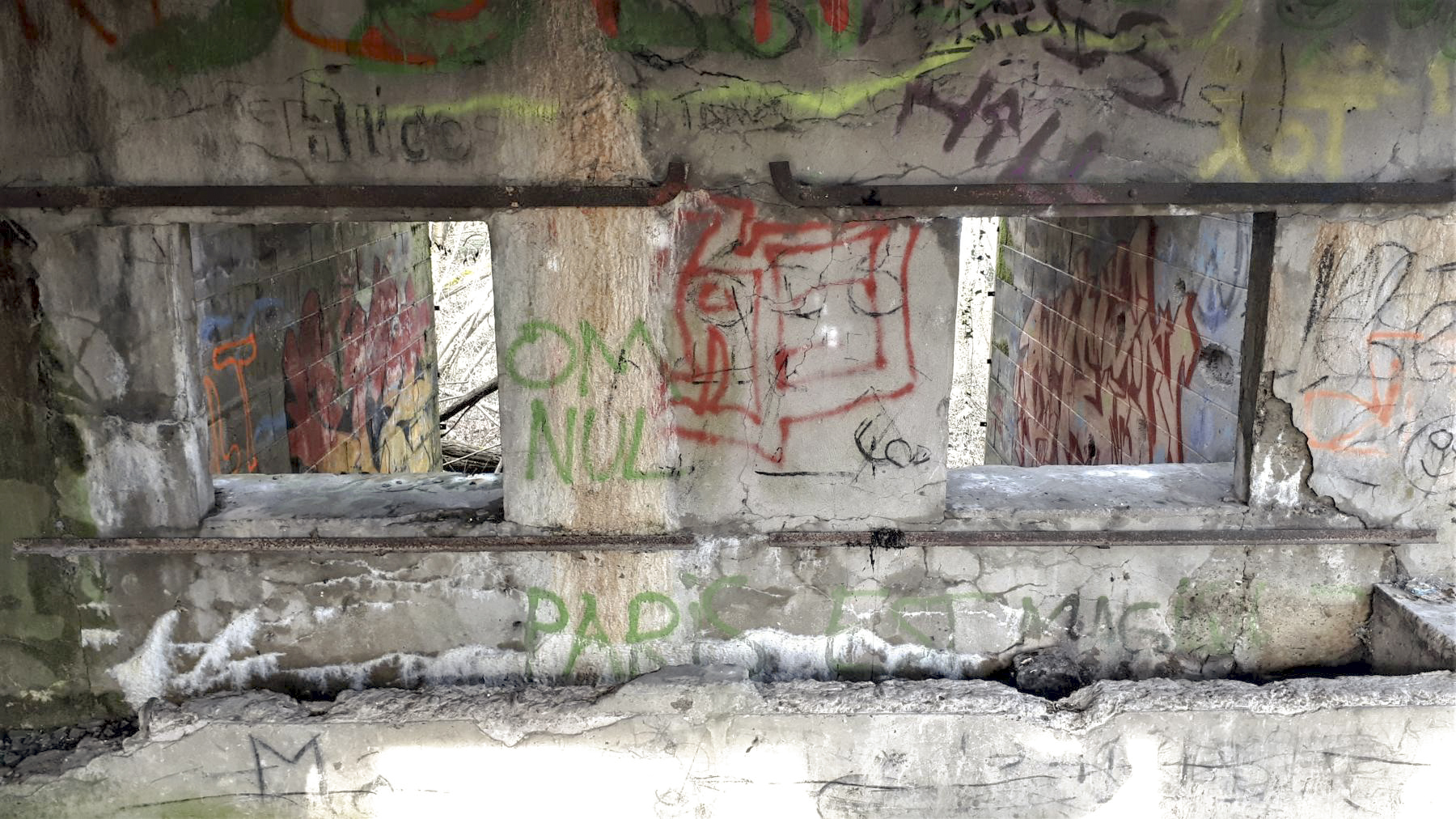 Ligne Maginot - SUNDHOUSE - (Stand de tir) - Les créneaux du pas de tir - G.Fuchs